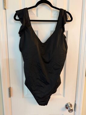 ⭐️ SALE ⭐️ Time and Tru Black Ruffle-Shoulder V-Neck One-Piece Swimsuit